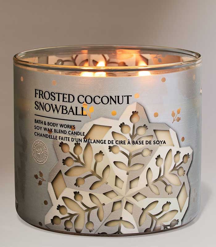 شمع بث اند بادی ورکز مدل Frosted Coconut Snowball