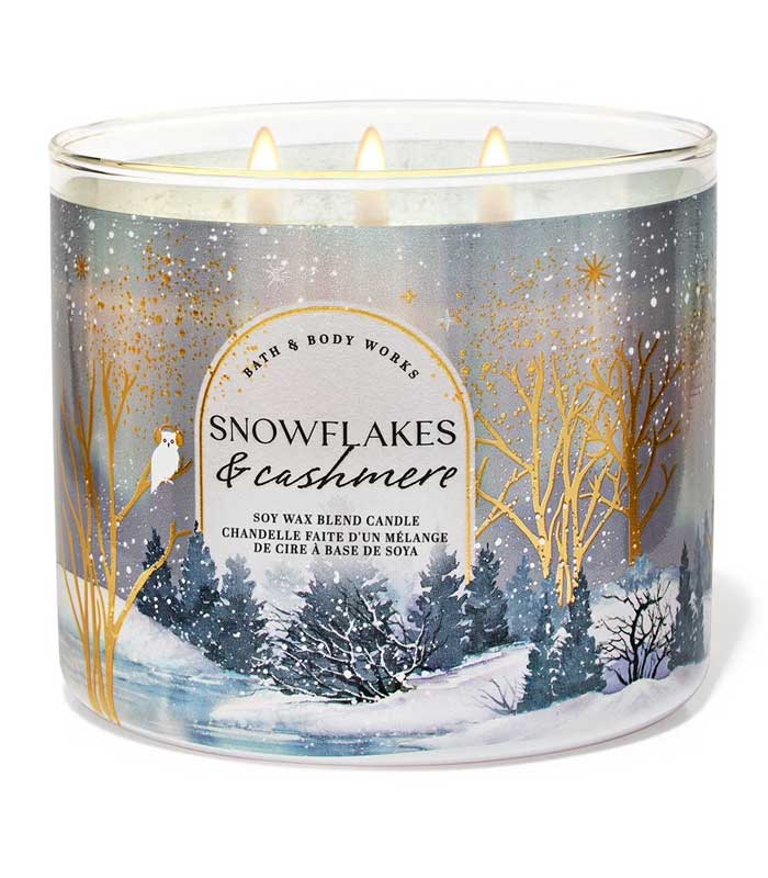 شمع بث اند بادی ورکز مدل Snowflakes & Cashmere