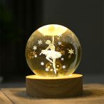 چراغ خواب مدل گوی کریستال طرح دختر بالرین ۱